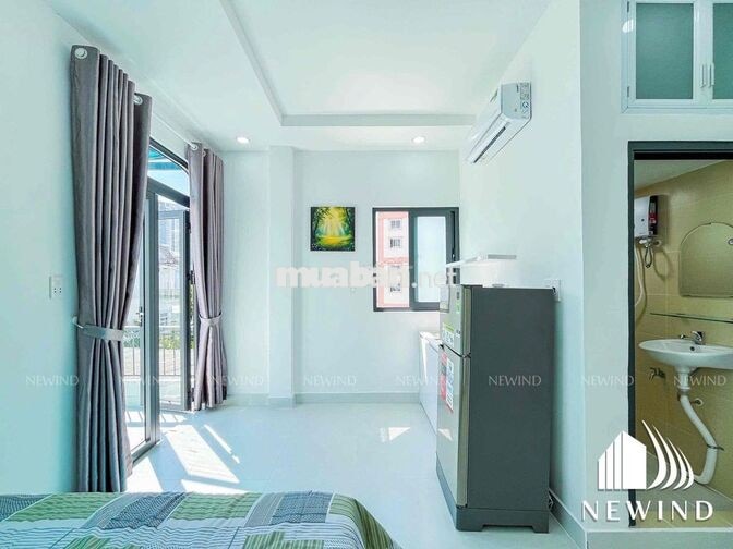 Cho thuê phòng ban công, mới xây. Kế bên PMH, gần UFM, NTTU, TDTU ULAW