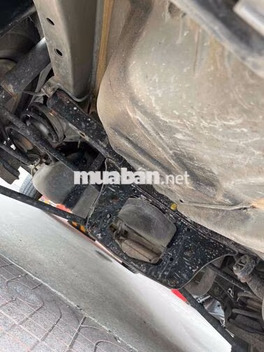 Ford Escape XLS Xám 5 chỗ