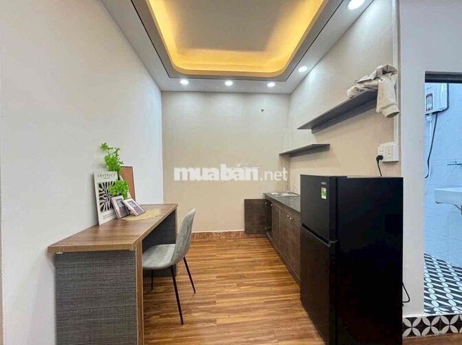 CHO THUÊ CHDV 2PN tách bếp giá 10tr300 tại Gò công Quận 5