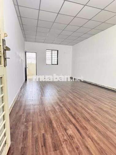 PHÒNG SIÊU LỚN - 2PN - 1WC - KHU TÊN LỬA