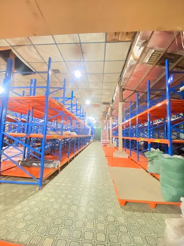 Cho thuê kho 1.400m2 có sẵn kệ sắt, Tân Thành, Quận Tân Phú , HCM 