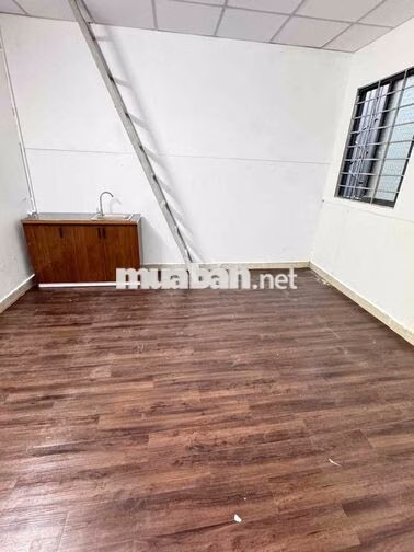 PHÒNG SIÊU LỚN - 2PN - 1WC - KHU TÊN LỬA