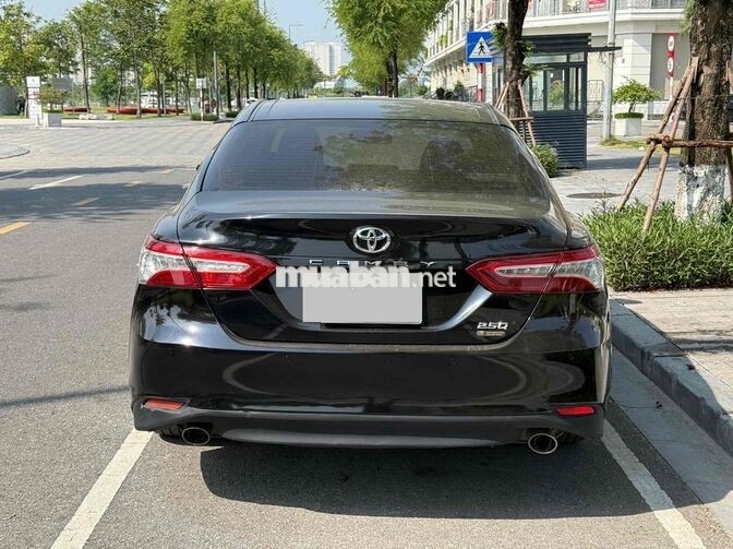 Toyota Camry 2.5Q 2020 Thái Lan Đen
