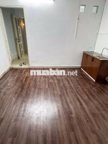 PHÒNG SIÊU LỚN - 2PN - 1WC - KHU TÊN LỬA