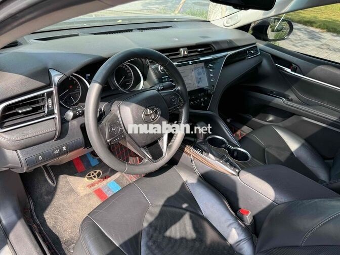 Toyota Camry 2.5Q 2020 Thái Lan Đen