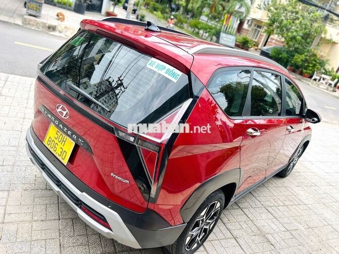 Hyundai Stargazer Premium 7 chỗ Tự động Đỏ