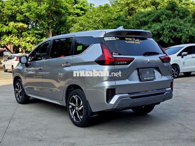 Mitsubishi Xpander Premium 2025 Bạc 33.000 km