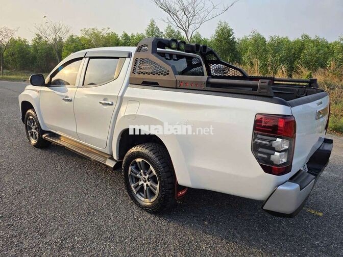 Mitsubishi Triton 2022 Tự động Dầu 5 chỗ Trắng