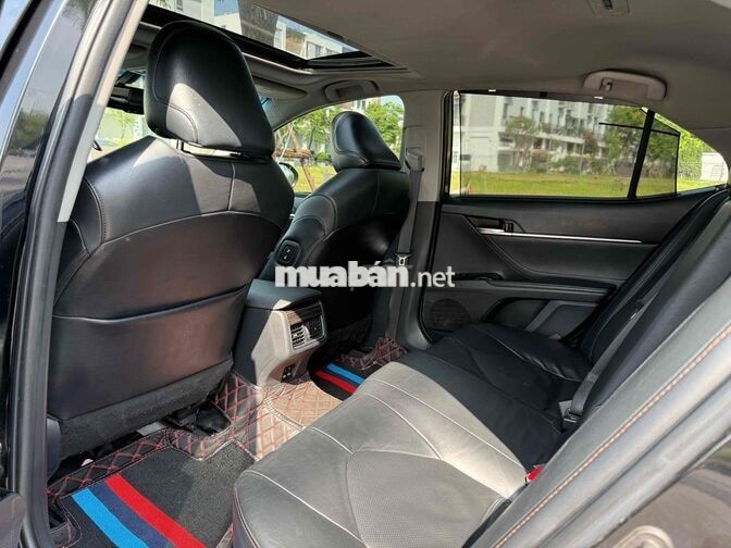 Toyota Camry 2.5Q 2020 Thái Lan Đen