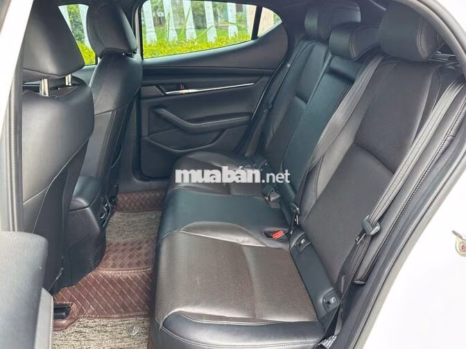 Mazda 3 Sport Luxury 2024 Trắng 18000 km