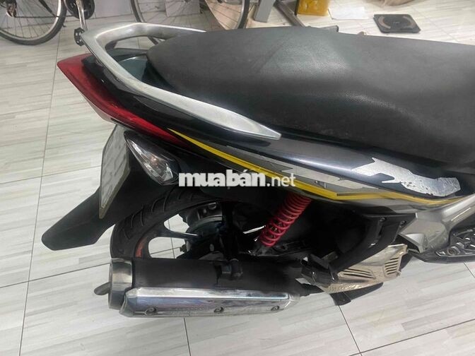 Yamaha Nouvo LX Đen, Đỏ, Bạc