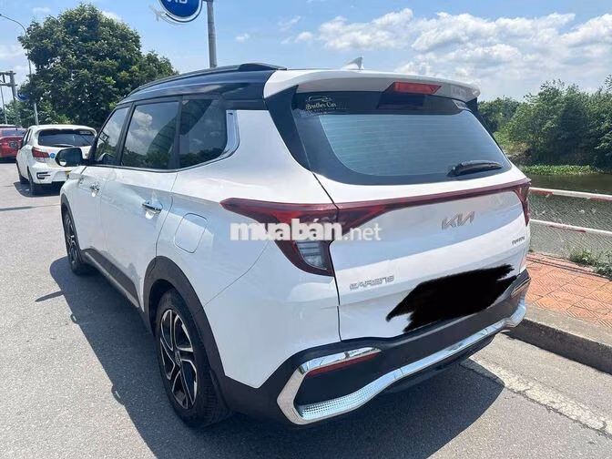 Kia Carens 1.4T Signature 2023 Trắng