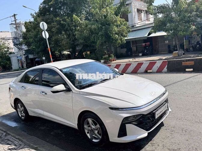 Hyundai Accent 1.5 AT Trắng 2024 odo 66.168