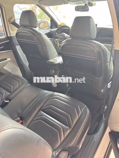Kia Carens 1.4T Signature 2023 Trắng