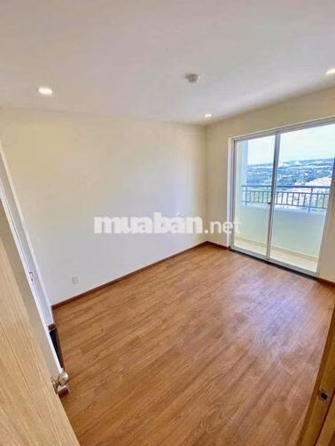 Cho thuê Dream home palace nhà trống có rèm 2pn 62m2 7tr ở liền được