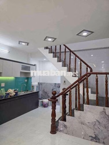 🏡 NHÀ SÁT AEON TÂN PHÚ – NHỈNH 3 TỶ
📐 4,2x10m –