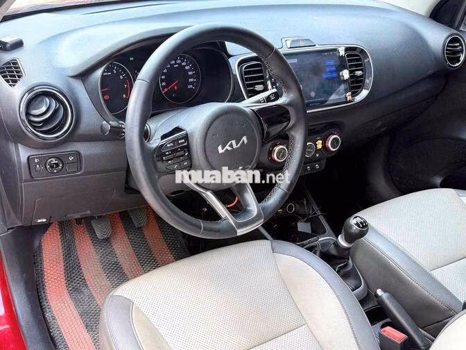Kia Soluto bản đủ Số sàn 82000 km Đỏ
