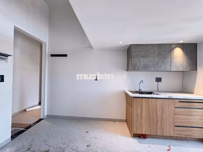 CĂN HỘ FULL NỘI THẤT – CÁCH ĐÔNG Á, KIẾN TRÚC 10P ĐI XE