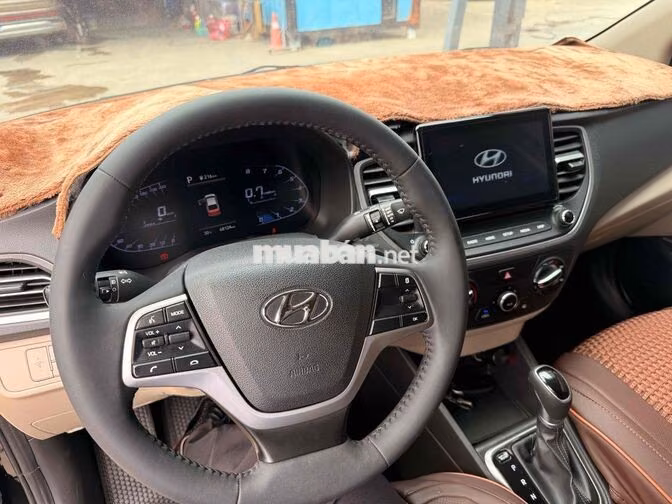 Hyundai Accent 1.4AT Tự động 2023 Đen 68.000km
