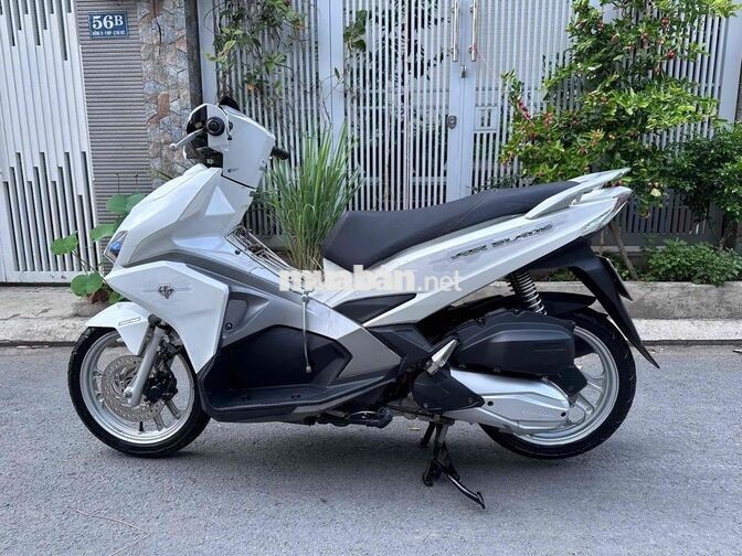 Honda Air Blade 125 Trắng mới 80%
