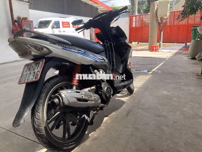 Suzuki 125 2011 Trắng