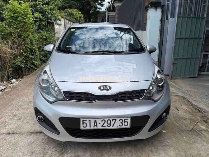 Kia Rio 2011 Bạc 82.000 km