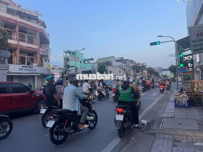 Chính chủ cần cho thuê gấp MT Bà Hom