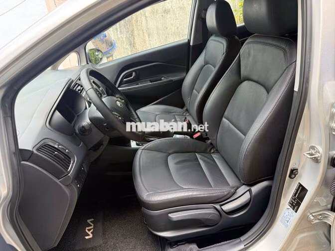 Kia Rio 2011 Bạc 82.000 km