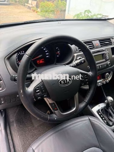 Kia Rio 2011 Bạc 82.000 km