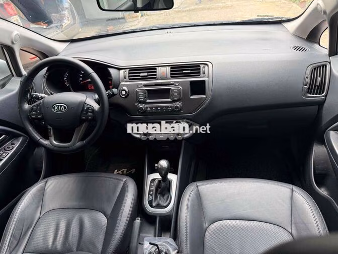 Kia Rio 2011 Bạc 82.000 km