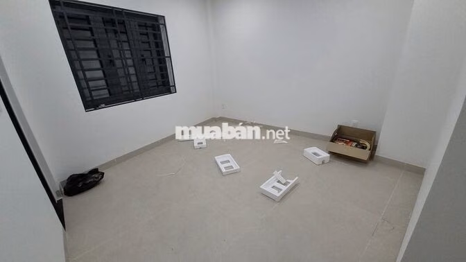 Cho Thuê Mặt Bằng Tiền + Tầng 1 Đường Lê Dức Thọ Gần Trường Học