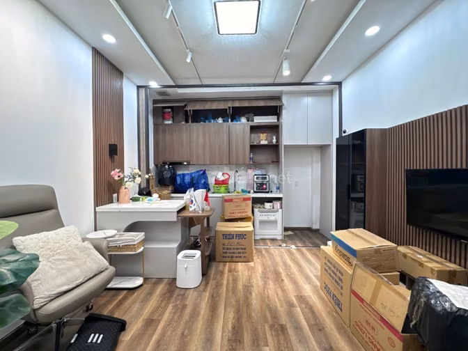 BÁN GẤP NHÀ MỚI ĐẸP HXH NGUYỄN HỒNG ĐÀO KHU BÀU CÁT, TÂN BÌNH