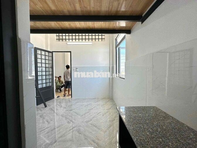 CHO THUÊ PHÒNG SẴN MÁY LẠNH - CỬA SỔ TRỜI NGAY LÊ ĐỨC THỌ -ĐH VLU