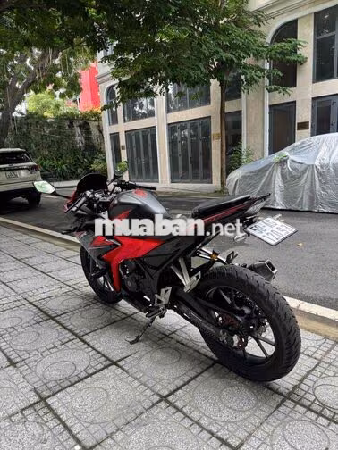 Honda CBR150R 2019 ABS chính chủ BSTP