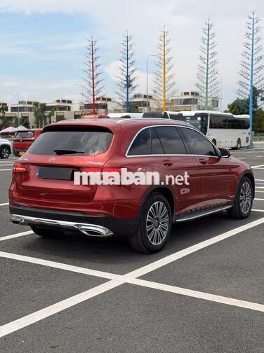 Mercedes-Benz GLC 250 4MATIC 2019 Đỏ