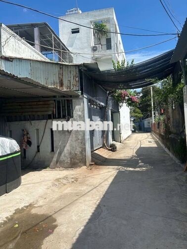 BÁN NHÀ ĐẸP MỚI XÂY 2 TẦNG CÂU HÀ ĐIỆN NGỌC GẦN FPT