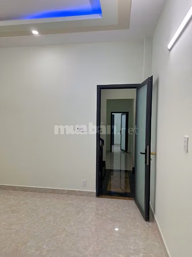 Cho thuê hoặc bán nhà MT số 19 ĐS 3, P9, Q.GV. DT: 4x16m, 4 lầu, 7P