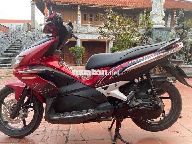 Honda Air Blade 2024 Đỏ đen