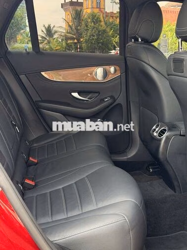 Mercedes-Benz GLC 250 4MATIC 2019 Đỏ