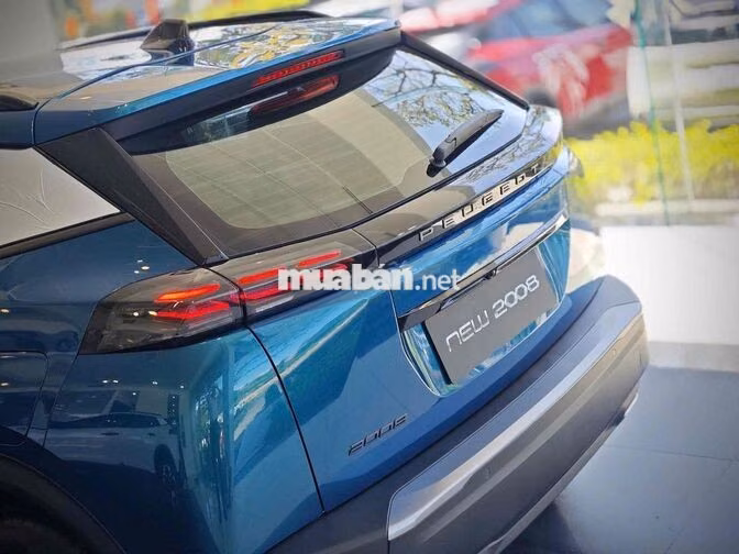 Peugeot 2008 ICONIC