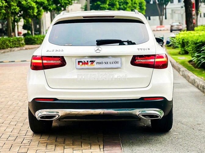 Mercedes-Benz GLC200 SPORT Model 2020