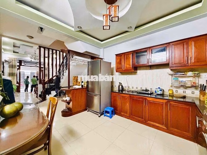Cho thuê nhà đường phạm văn chiêu dt 4 x20 trệt 2 lầu giá 16 tr