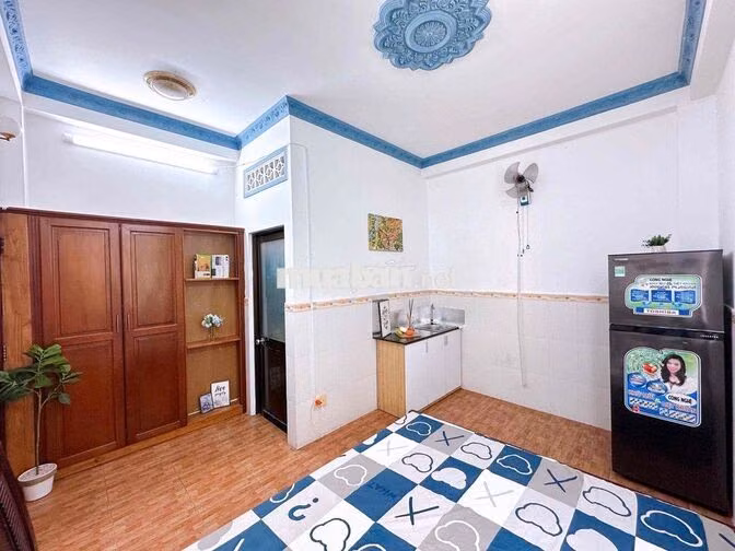 STUDIO GẦN ĐH KHTN ĐH SÀI GÒN ĐH SƯ PHẠM ĐẦY ĐỦ NỘI THẤT CÓ THANG MAY