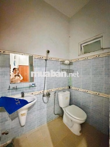 Cho thuê nhà đường phạm văn chiêu dt 4 x20 trệt 2 lầu giá 16 tr