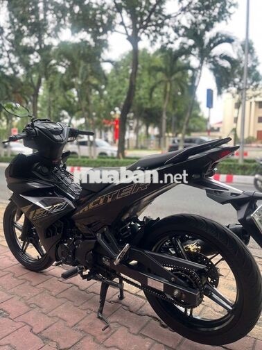 Yamaha Exciter LED 2019 Đen Côn tay