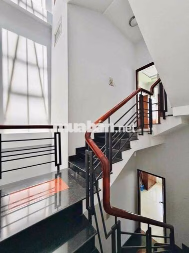 Cho thuê nhà đường phạm văn chiêu dt 4 x20 trệt 2 lầu giá 16 tr