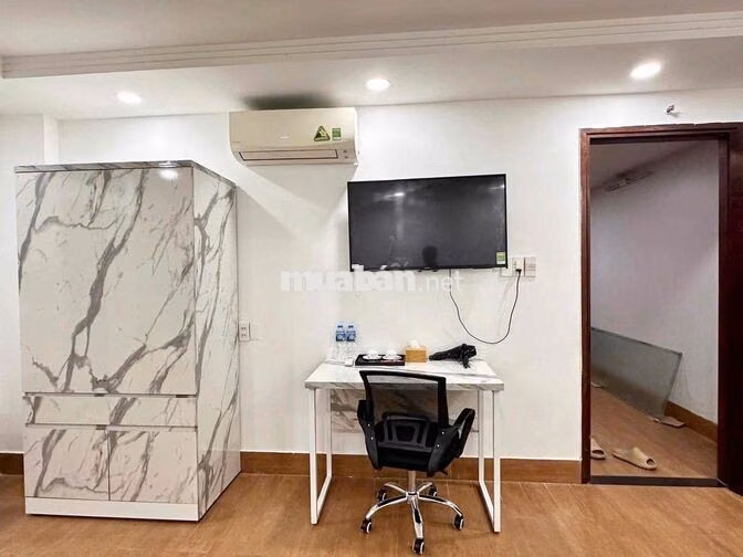 🎉STUDIO TÁCH BẾP CÓ TV GIẢI TRÍ SÁT VÁCH UFM CÁCH DƯỚI 800m