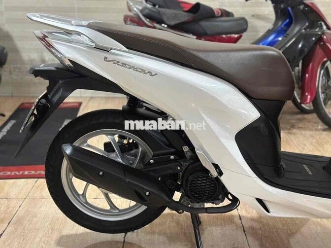 Honda Vision Trắng 5147 km