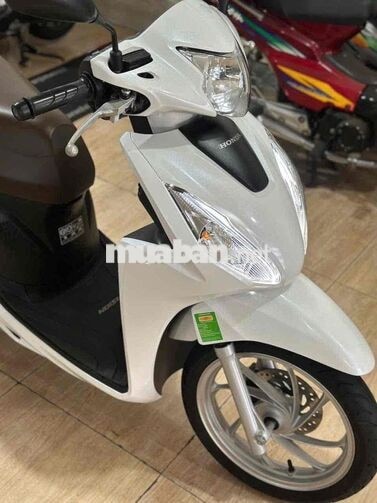 Honda Vision Trắng 5147 km