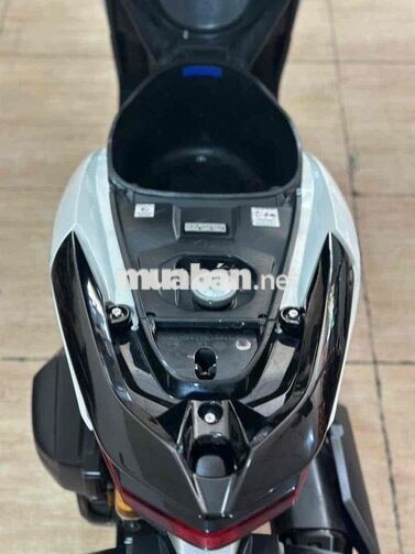 Honda Click 150i 150cc Trắng đen